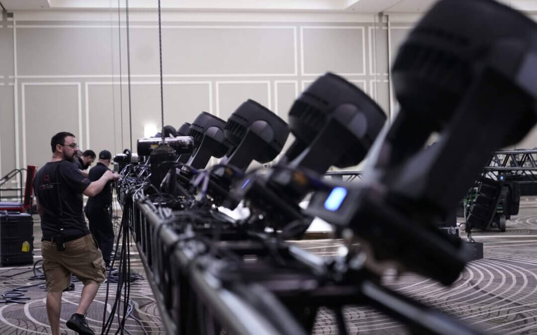 LRAV Rigged Lighting Equipment