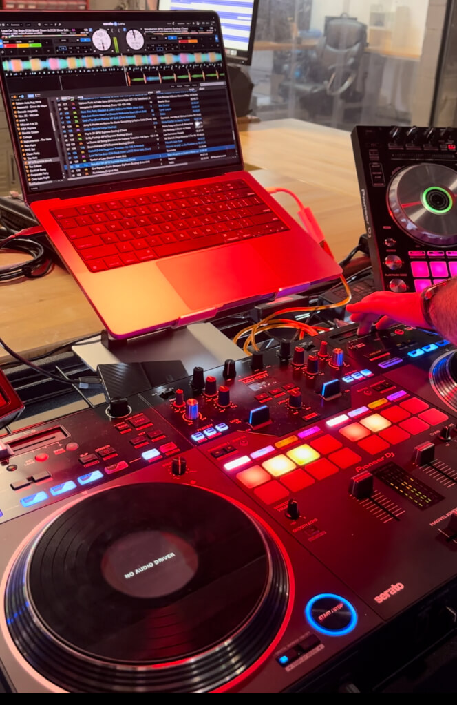 The Pioneer DJJ Rev 7: Redefining the Art of Mixing